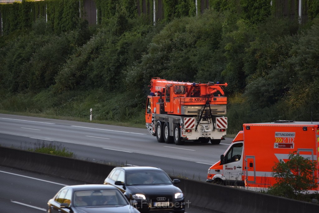 VU PKlemm A 3 Rich Frankfurt Hoehe AK Koeln Heumar P173.JPG - Miklos Laubert